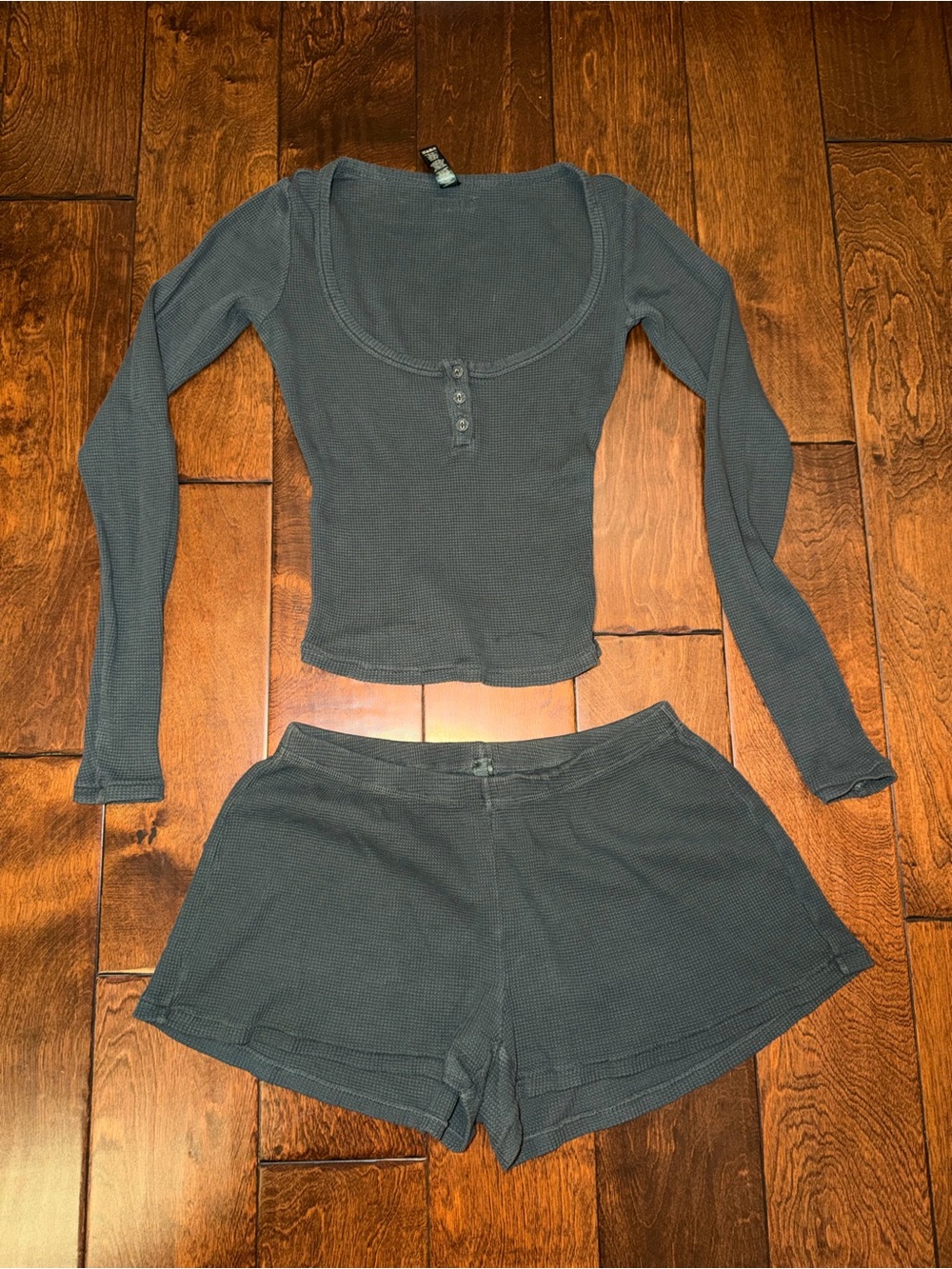 SKIMS Long-Sleeve Waffle Henley Top & Lounge Shorts — Dark Green